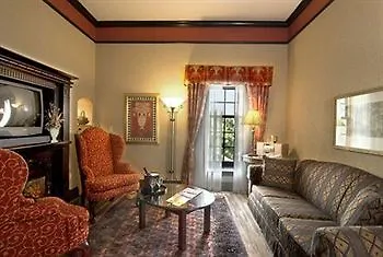 Old Mill Toronto Hotel